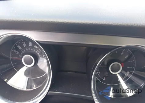 2014 Ford Mustang V6 Premium z USA, uszkodzony, nr VIN 1ZVBP8AM1E5253680